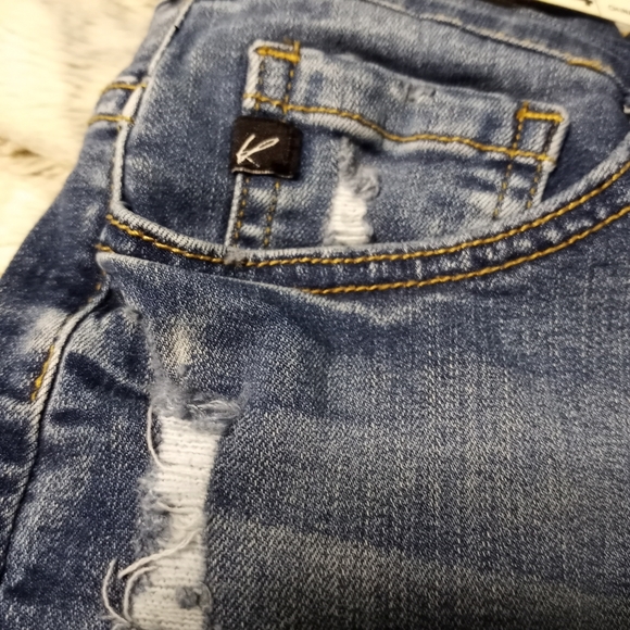 KanCan Shorts Size 9 (28) - Picture 7 of 9